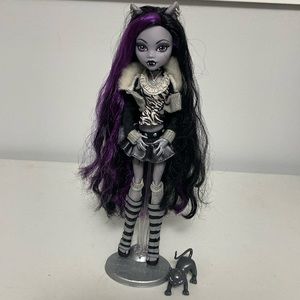 Gorgeous Monster High Doll with stand